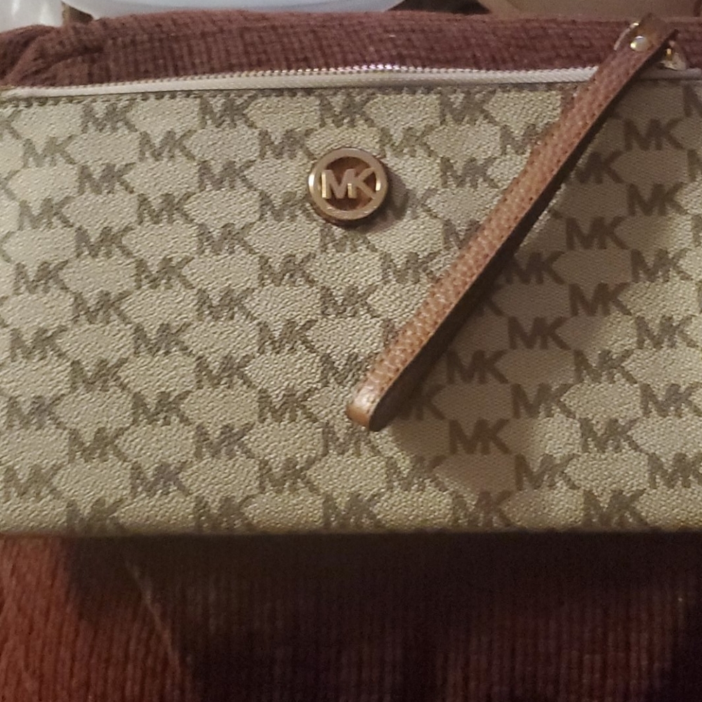 Michael Kors Large Canvas wristlet